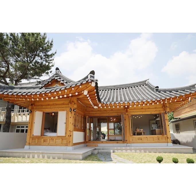 Gyeongju Hanok Sohwa Exterior photo