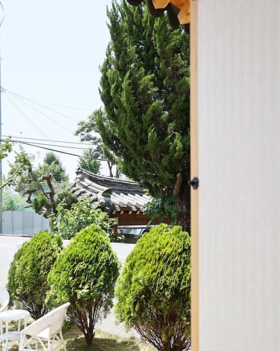 Gyeongju Hanok Sohwa Exterior photo