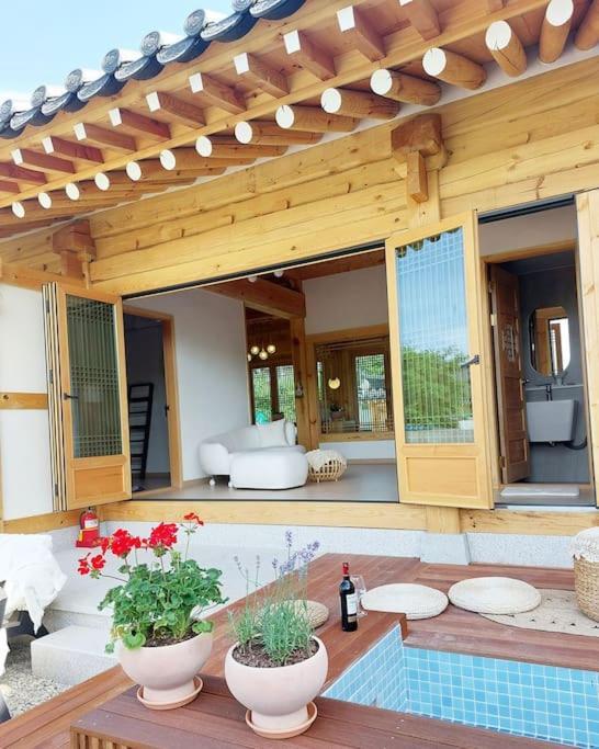 Gyeongju Hanok Sohwa Exterior photo