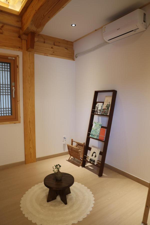 Gyeongju Hanok Sohwa Exterior photo