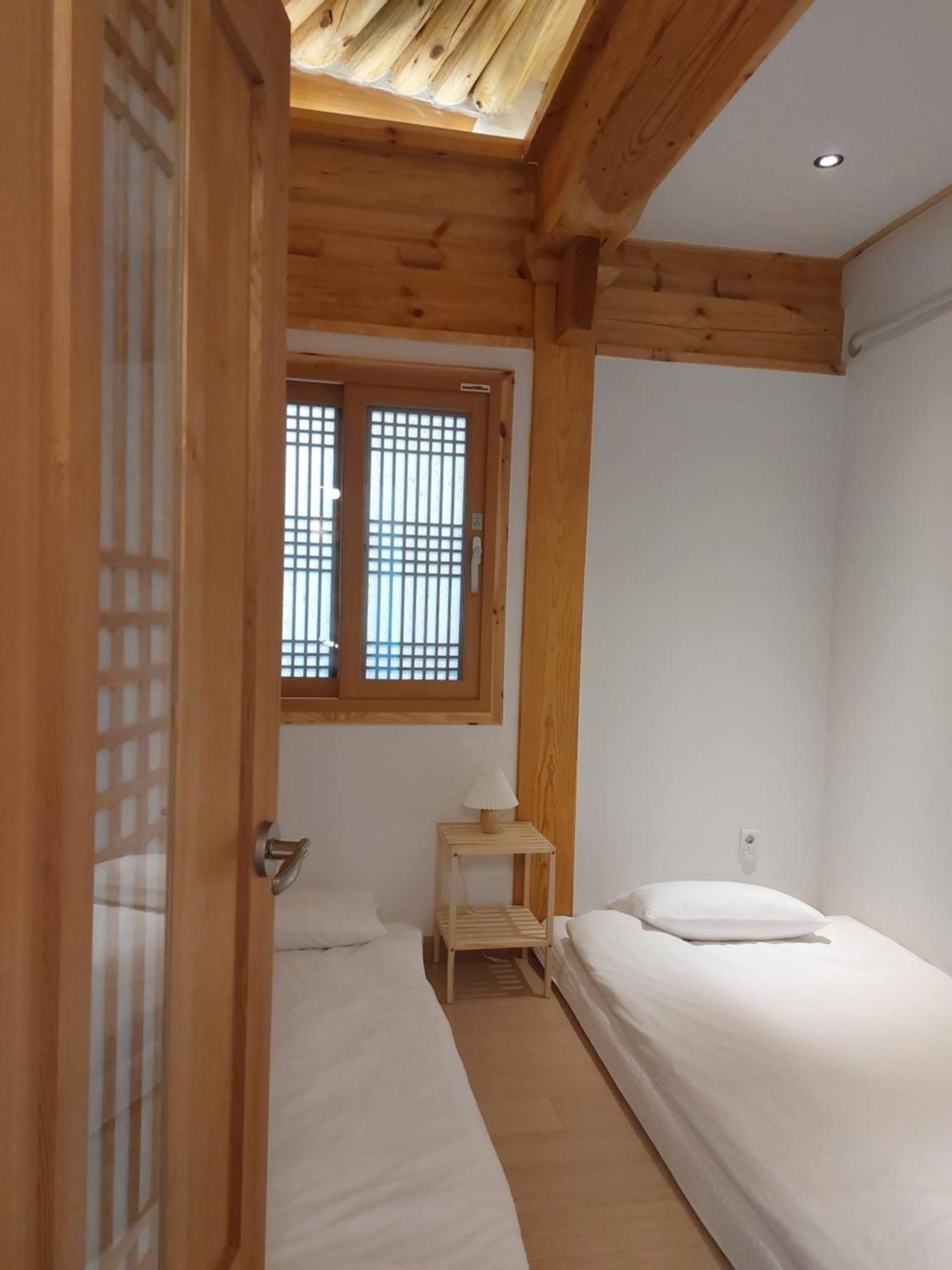 Gyeongju Hanok Sohwa Exterior photo